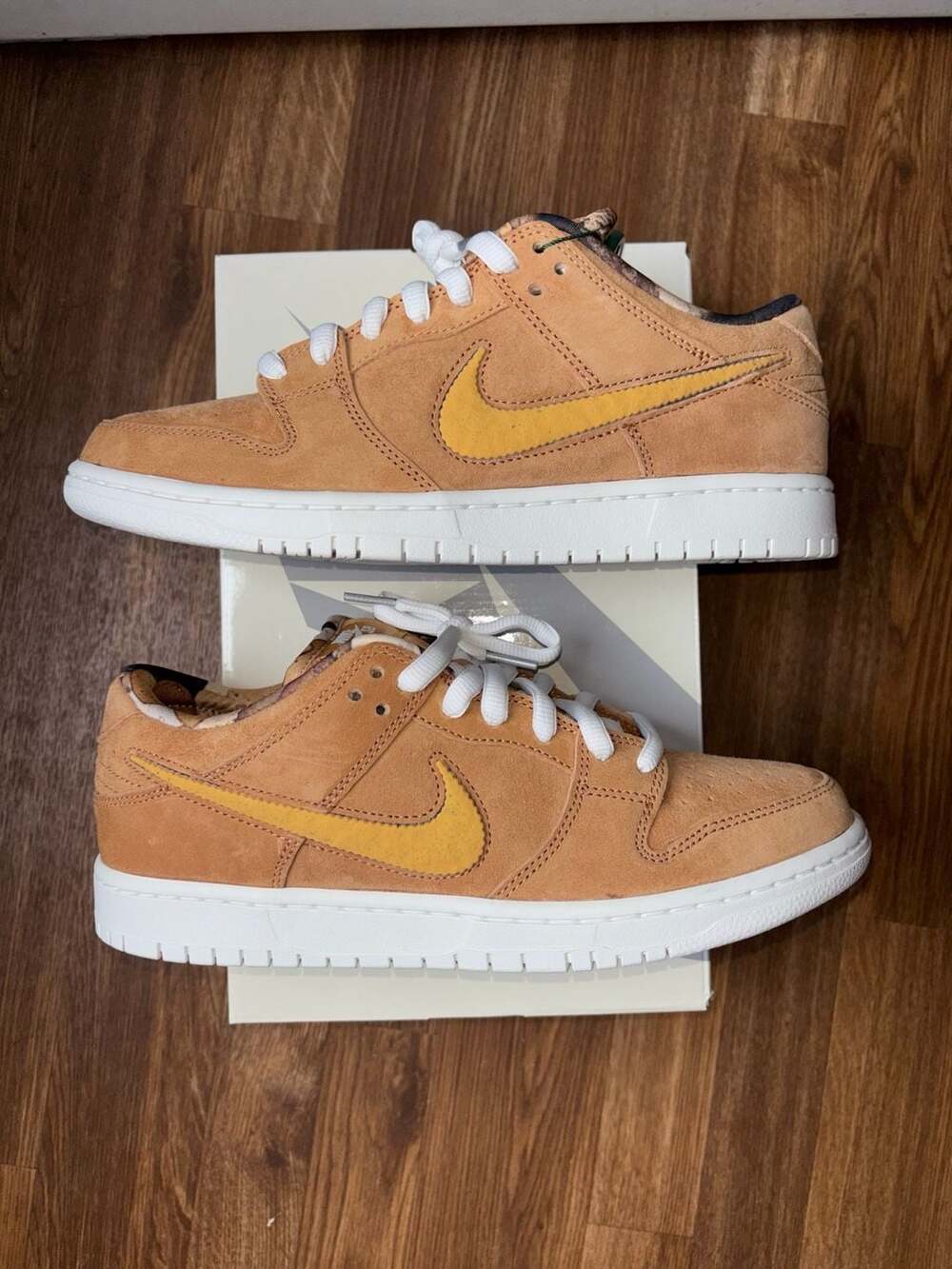 Nike SB Dunk Low Pro x Note Manchester 'Brew & Biscuits'. Size 9 men’s